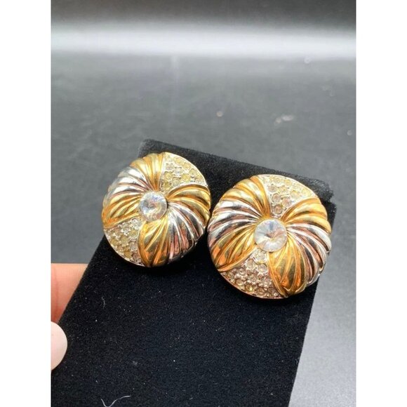 Rhinestones Earrings 80s Chunky Gold Tone Clear Rivoli Rhinestones Round Clips - Picture 2 of 6